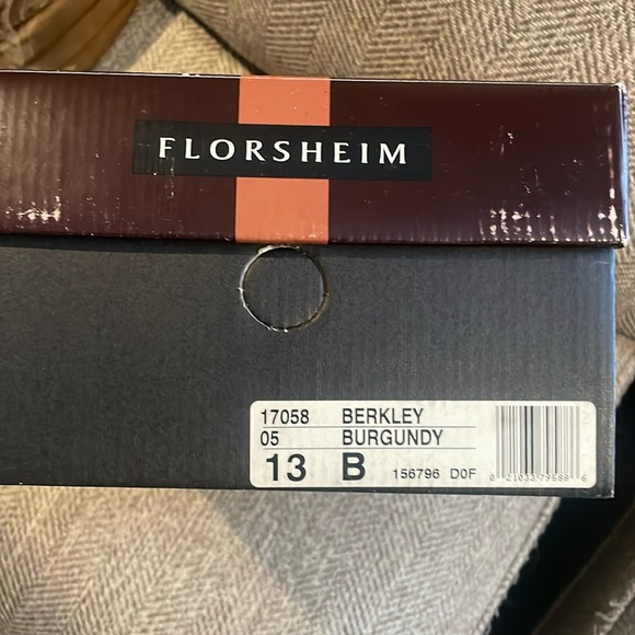 Men’s Florsheim Berkley burgundy loafers 13 B - Picture 2 of 7